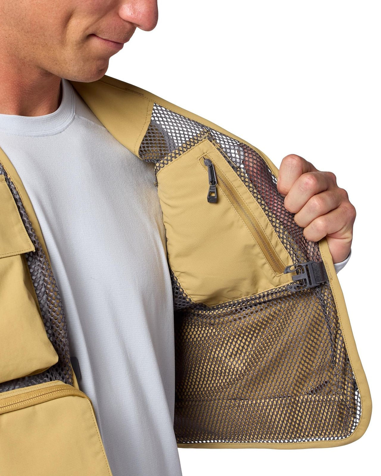 Simms Tributary Vest - Bistre